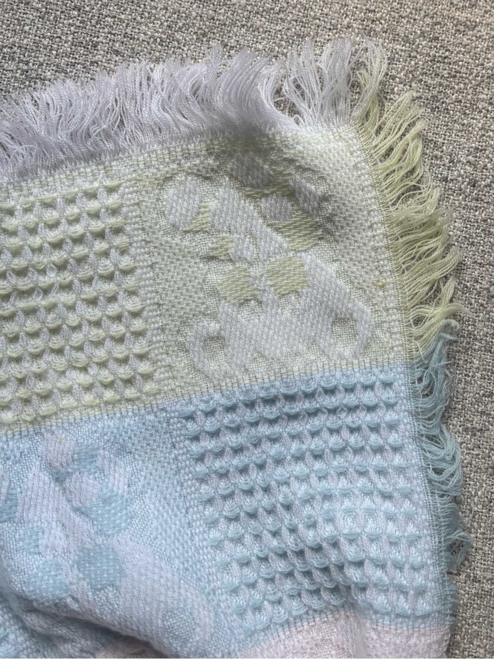 Pastel vintage baby blanket - Picture 6 of 9